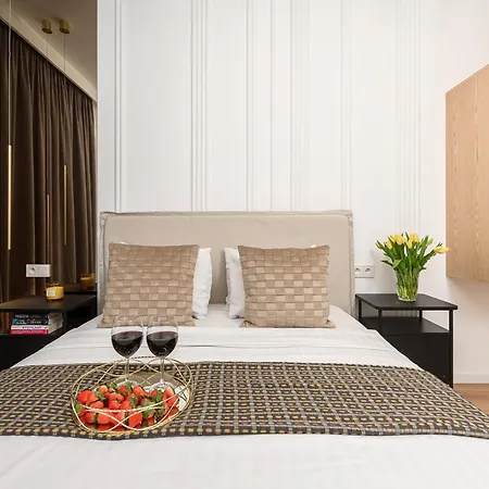 Lumina Luxury 4-rooms With Parking Διαμέρισμα Λοτζ