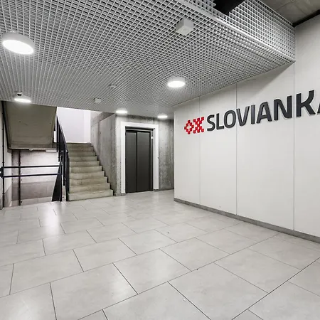 Lumina Luxury 4-rooms With Parking *