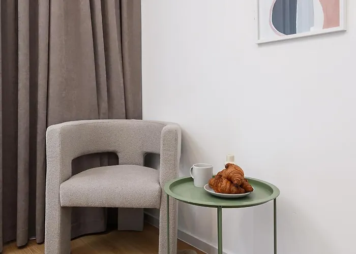 דירה Lumina Luxury 4-rooms With Parking *