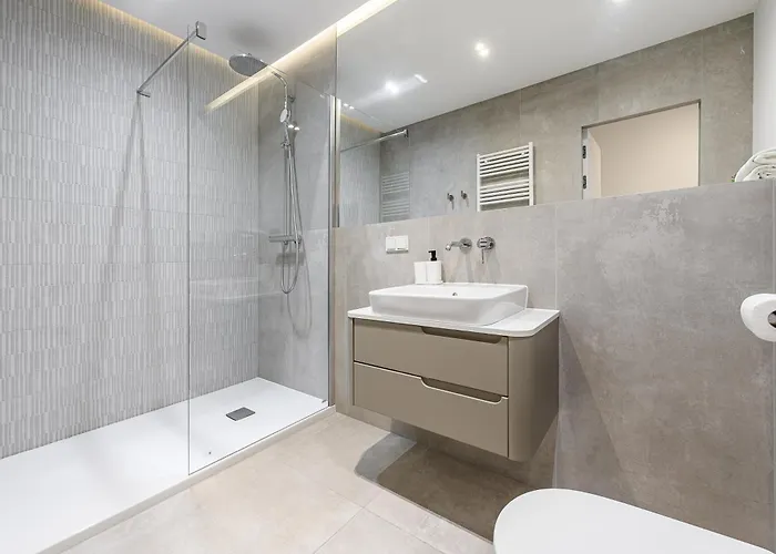 Lumina Luxury 4-rooms With Parking Διαμέρισμα *