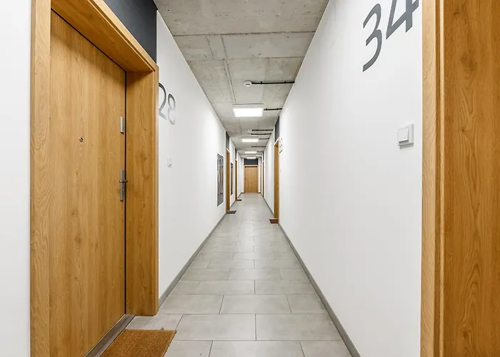 Lumina Luxury 4-rooms With Parking