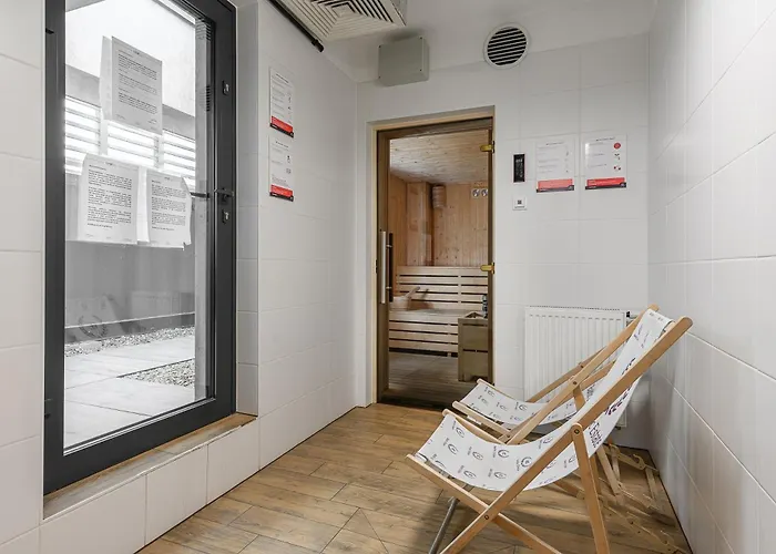 Lumina Luxury 4-rooms With Parking דירה לודז'